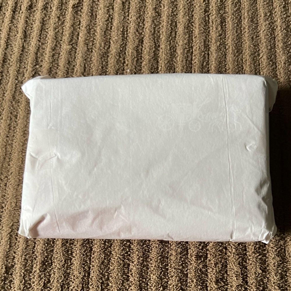 Coach Micro Wallet new with tags - Picture 5 of 5